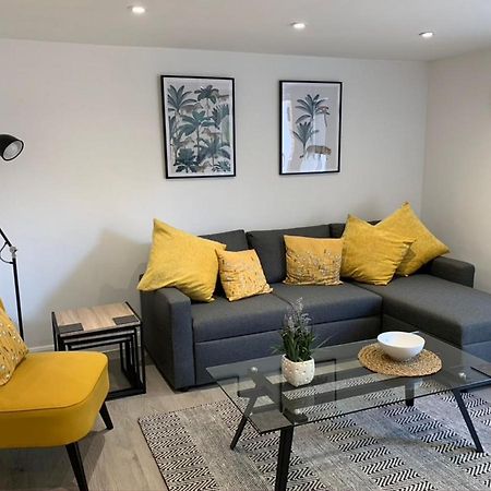 Apartament The White House Flat By Select Sa Reading Zewnętrze zdjęcie