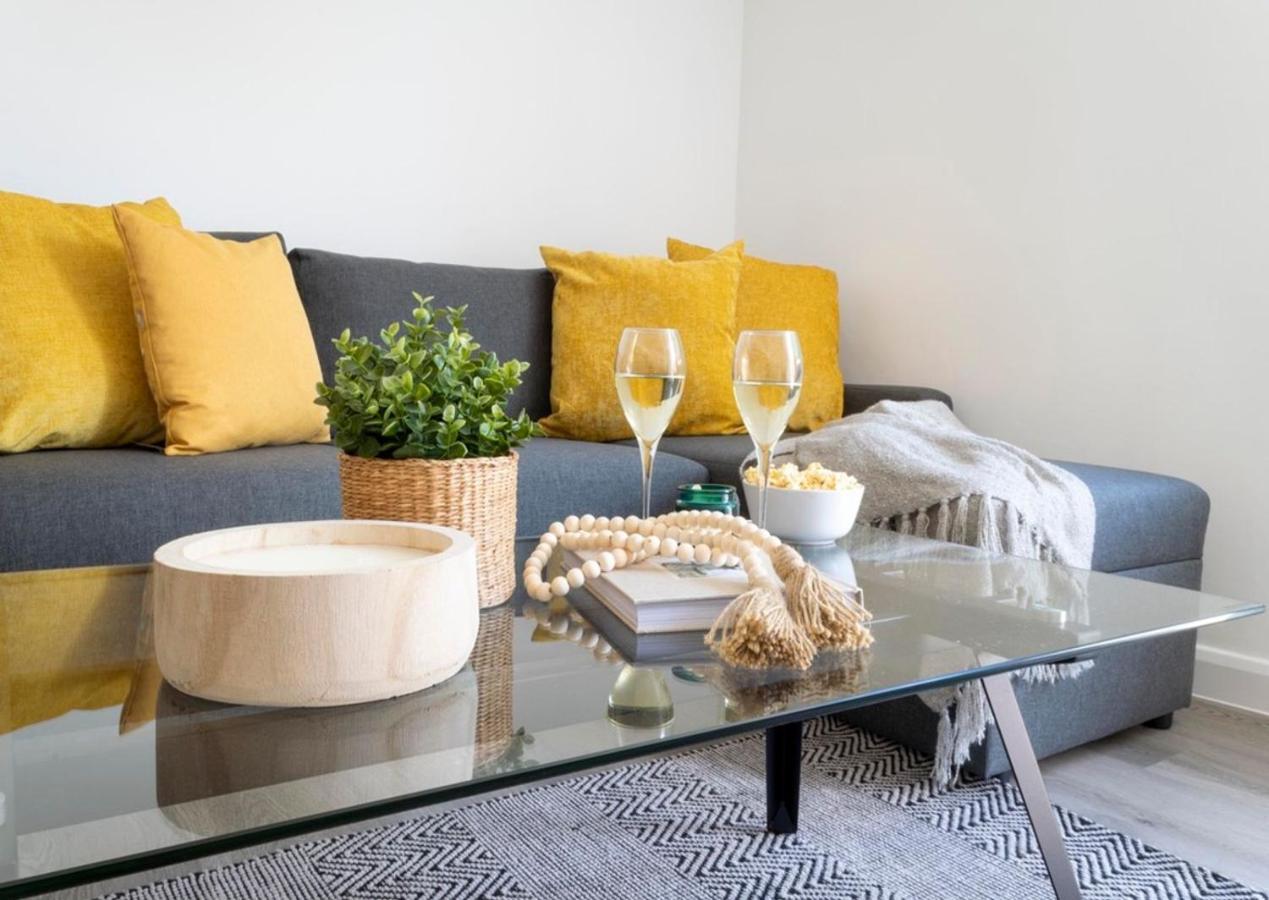 Apartament The White House Flat By Select Sa Reading Zewnętrze zdjęcie