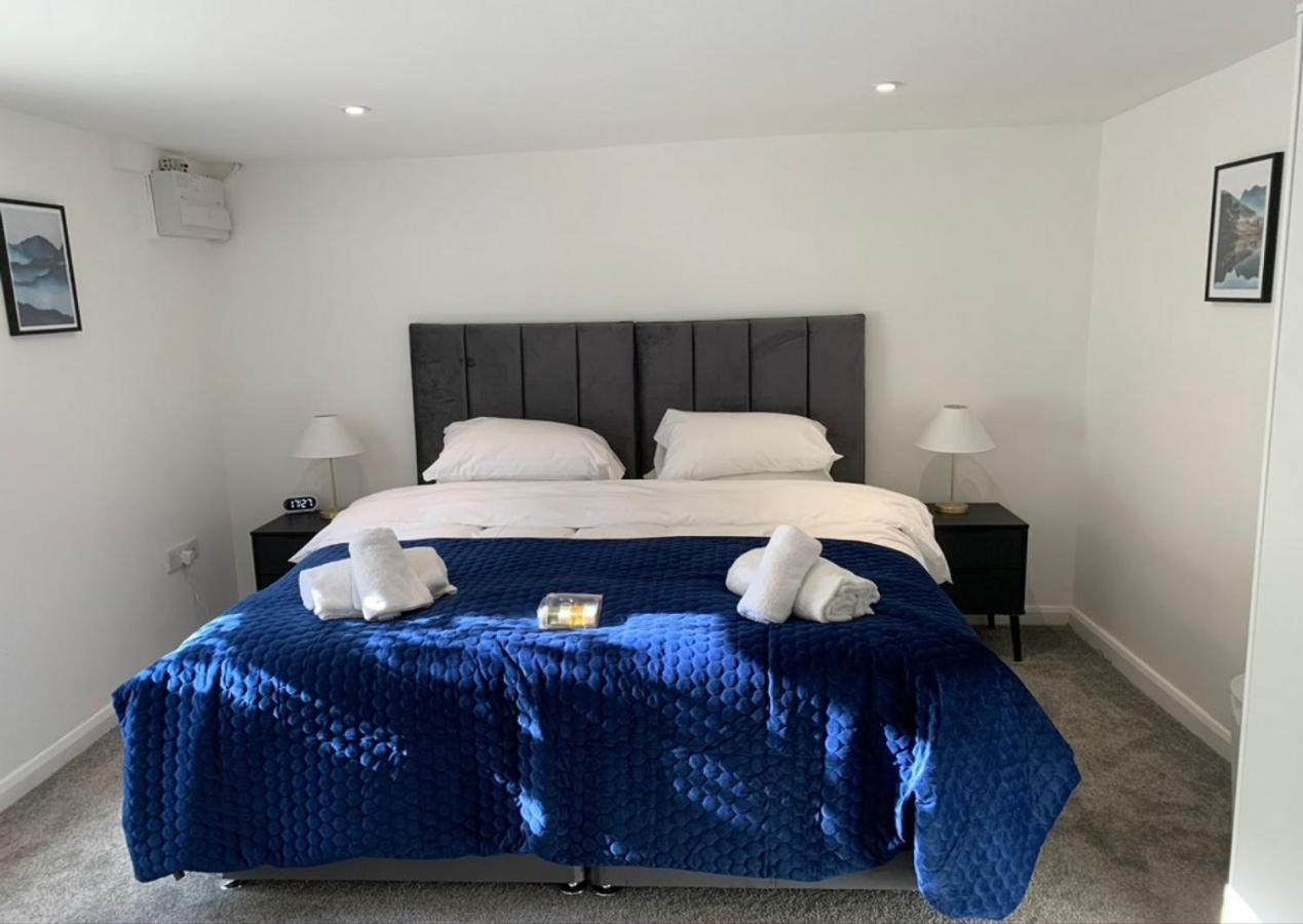 Apartament The White House Flat By Select Sa Reading Zewnętrze zdjęcie